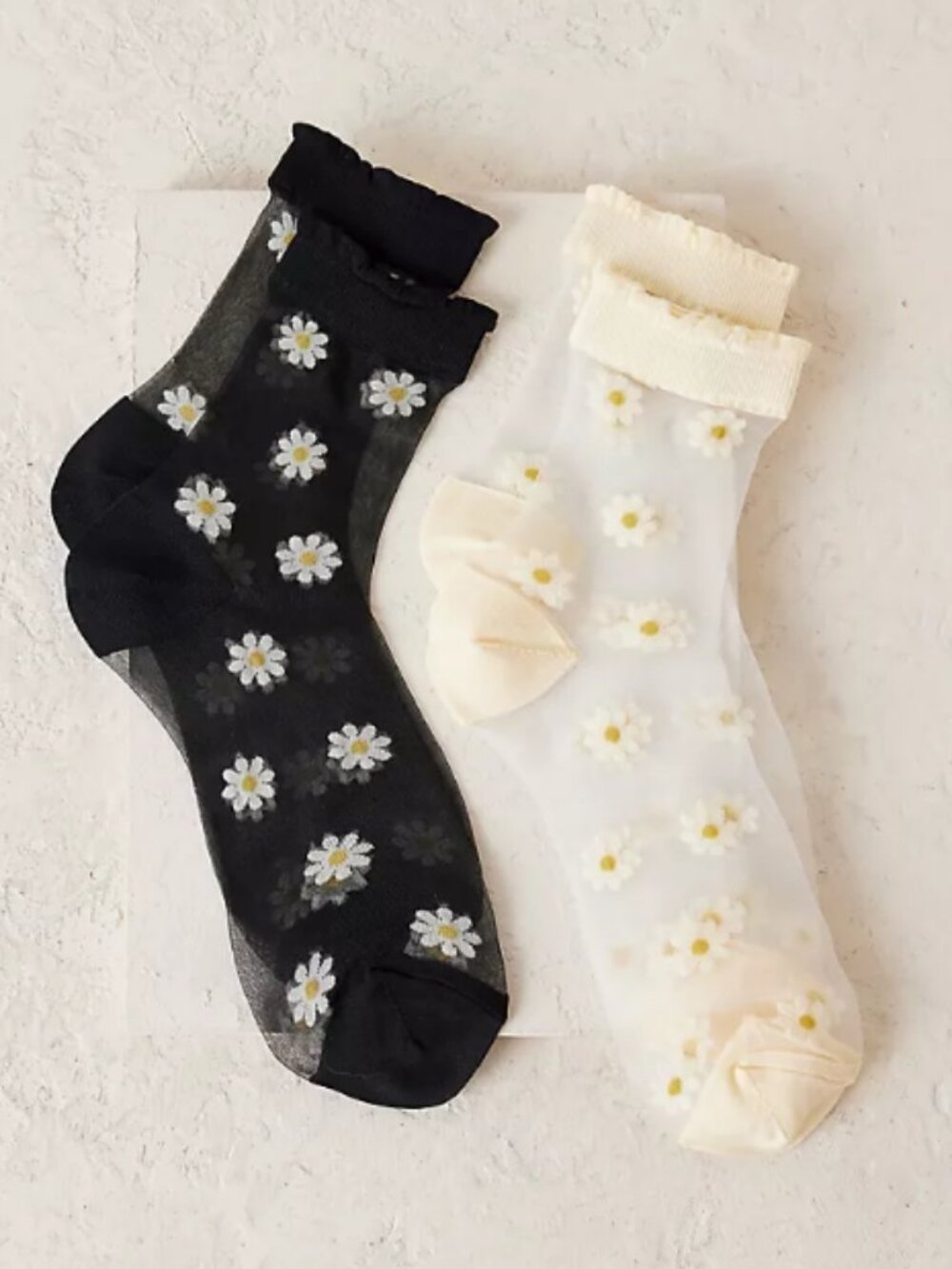 Anthropologie Sheer Cream Daisy Socks NWOT